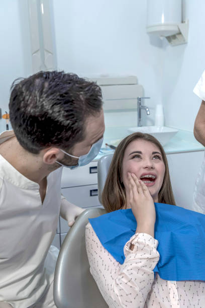 Best Walk-In Emergency Dentist in Toppers, OK